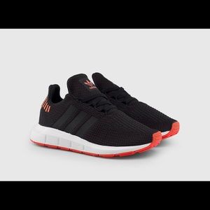 adidas swift run solar red